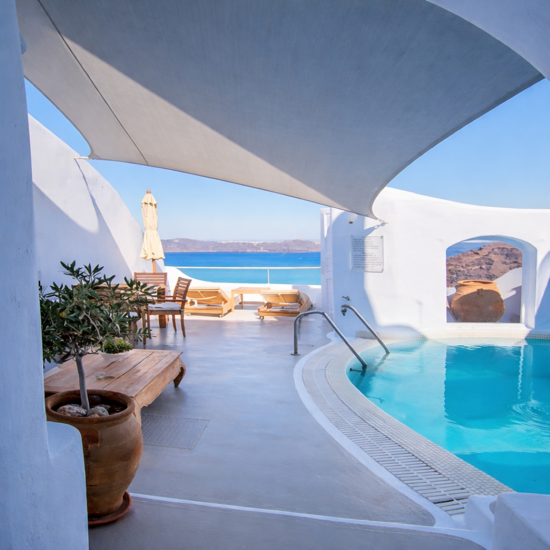 Sunbeds and relaxation private pool in Spilia Ikastikies Suites Santorini